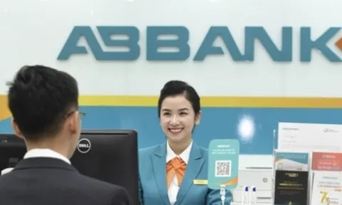 Lợi nhuận quý 4/2022 của ABBank giảm hơn 320 tỷ, nợ có khả năng mất vốn vọt lên 1.400 tỷ