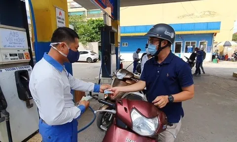 Bộ Công Thương lên kế hoạch bán hơn 100 triệu lít xăng RON92 dự trữ quốc gia