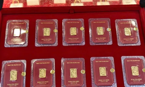 Giá vàng hôm nay 25/2: Vàng nhẫn sát mốc 185 triệu/lượng