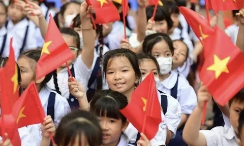 Học sinh công lập toàn quốc sẽ được miễn học phí từ tháng 9/2025