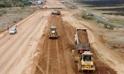 Điểm mặt loạt nhà thầu yếu vừa bị phê bình thi công Quốc lộ 19