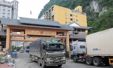 Lạng Sơn thí điểm giao nhận hàng hoá không tiếp xúc với Trung Quốc
