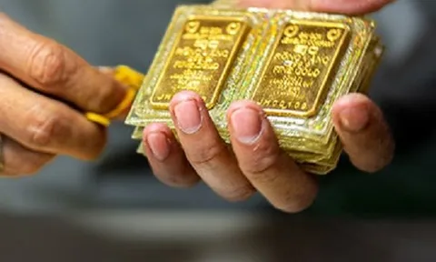 Giá vàng hôm nay ngày 4/3/2023: Vàng trong nước biến động trái chiều