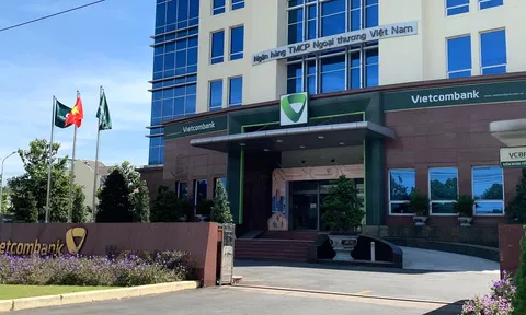 Bình Dương: Nữ khách hàng mất 300 triệu đồng trong tài khoản Vietcombank