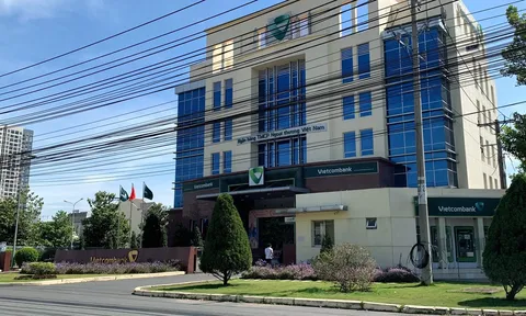 Vụ khách hàng bị mất tiền oan: Hệ thống bảo mật của Vietcombank kém?