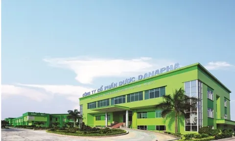 Loạt thành viên HĐQT Dược Danapha bán toàn bộ cổ phần, Danhson VN 'tiếp quản'?