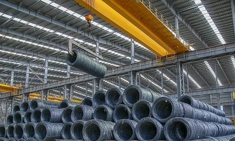 Giá thép xây dựng trong nước tiếp tục đi ngang