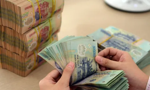 Tập đoàn R&H khất nợ gần 276 tỷ đồng lãi trái phiếu quy mô 5.000 tỷ, bị Ủy ban Chứng khoán xử phạt 92,5 triệu đồng