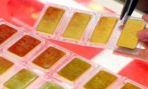 Giá vàng hôm nay ngày 10/3/2022: Vàng trong nước tiếp tục giảm 2 triệu đồng/lượng