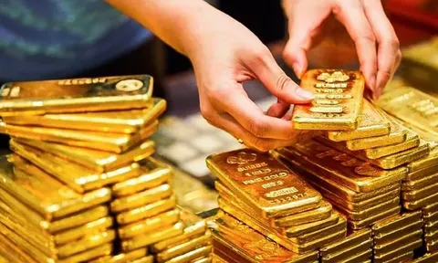 Giá vàng hôm nay ngày 15/3: Vàng trong nước đồng loạt lao dốc, giảm 1 triệu đồng/lượng