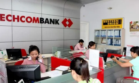 Khách hàng Techcombank bất ngờ khi tài khoản hụt 100 triệu đồng
