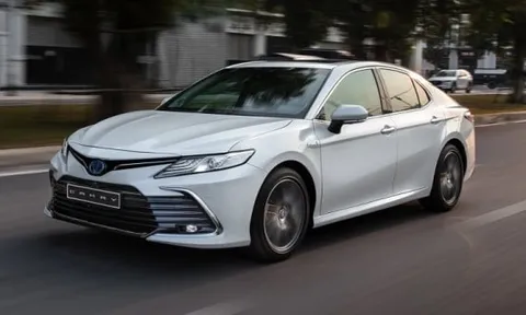 Hơn 2.000 xe Toyota Camry bị triệu hồi tại Việt Nam
