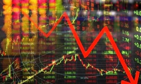 VN-Index rực lửa, giảm hơn 5 điểm giữ mốc 1.330 điểm