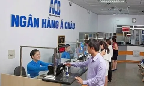 Từ vụ 'tài khoản bị rút sạch bỗng quay về' nhớ những lùm xùm khách tố mất tiền trong tài khoản ACB