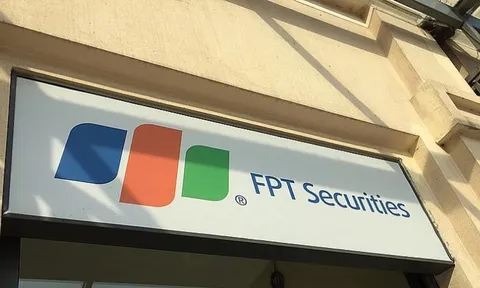 Chứng khoán FPT (FTS) lãi ròng giảm còn 396 tỷ đồng, vay ngắn hạn và dư nợ cho vay cùng tăng mạnh, dự kiến miễn nhiệm Chủ tịch Nguyễn Văn Dũng