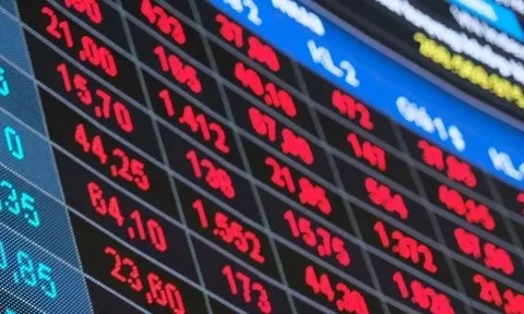 VN-Index rớt 13,94 điểm phiên đầu tuần