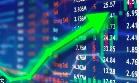 Chứng khoán duy trì sắc xanh, VN-Index tăng 1,6 điểm
