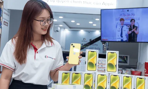 Tin tức công nghệ mới nóng nhất hôm nay 27/3: iPhone 14 màu vàng vừa lên kệ giá đã bất ngờ