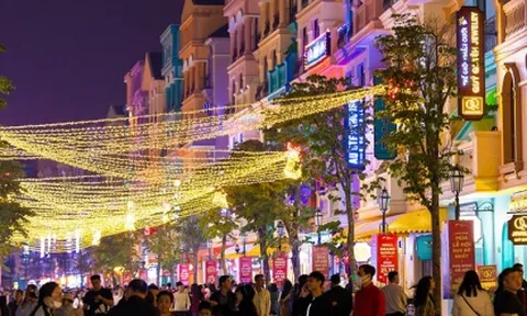 Chuỗi nhà hàng, cửa hiệu tại Grand World bất ngờ vì lợi nhuận trong mơ