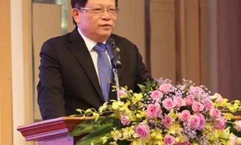Chủ tịch HĐQT Hóa chất Đức Giang: Không đi giải quyết nỗi buồn của cổ đông
