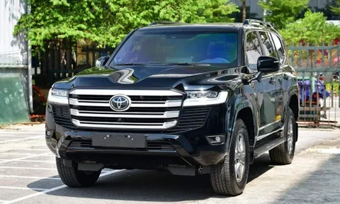 Toyota Việt Nam thông báo triệu hồi Land Cruiser 300 do lỗi phần mềm hộp số