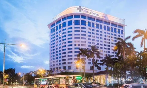 Sở hữu loạt “đất vàng” làm khách sạn, Bông Sen Corp kinh doanh ra sao