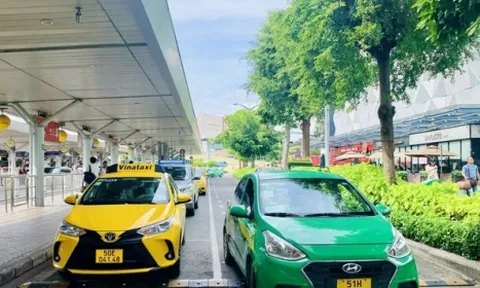 Thu hồi quyết định thu thêm phí taxi ở sân bay Tân Sơn Nhất