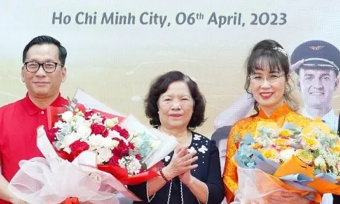 Tỷ phú Nguyễn Thị Phương Thảo thôi chức Tổng giám đốc để làm Chủ tịch Vietjet