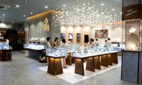 Giá vàng tăng nóng, PNJ vẫn thận trọng đặt mục tiêu kinh doanh
