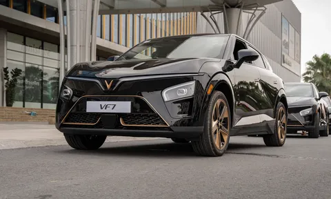 VinFast VF 7 – SUV điện “sang xịn”, giá tốt, miễn phí nhiên liệu hơn 2 năm