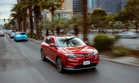 Chủ xe VinFast VF 8 tại California có thể được nhận thêm khoản ưu đãi thuế lên đến 7.500 USD