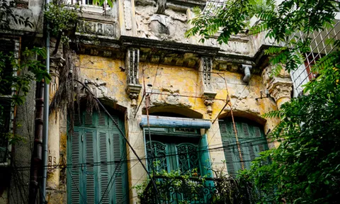 Hà Nội tạm dừng bán 600 biệt thự cũ