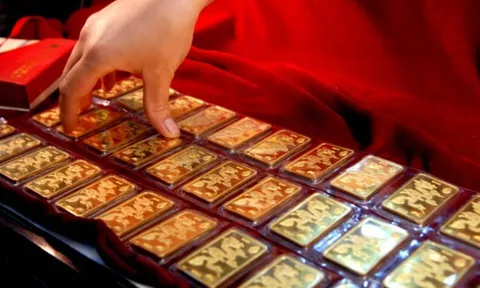 Giá vàng SJC 'vọt tăng' trở lại, thêm 3 triệu/lượng chỉ sau nửa tiếng