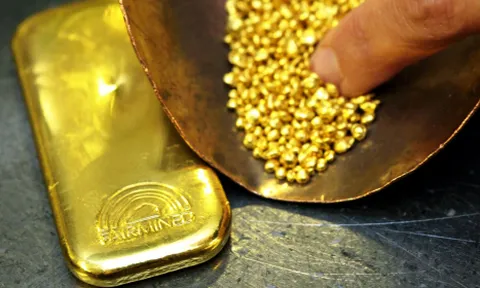 Giá vàng tiếp tục giảm sâu