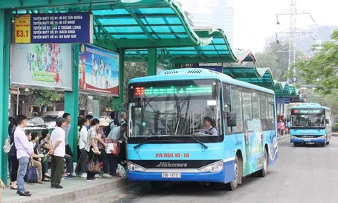 Hà Nội: Hơn 15.000 lượt xe buýt mỗi ngày phục vụ khách dịp nghỉ lễ 30/4 và 1/5