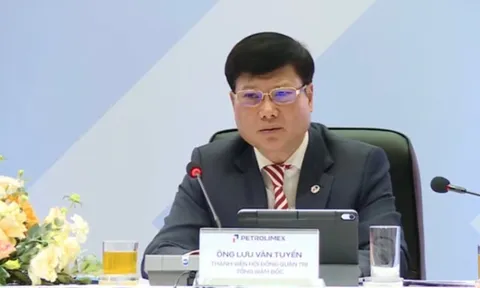 Quý I/2026: Petrolimex dự kiến lỗ hơn 1.000 tỷ vì biến động giá dầu 'chưa từng có'
