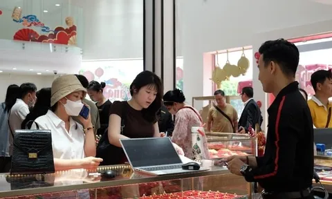 Giá vàng hôm nay 29/4: Giảm mạnh trước kỳ nghỉ lễ