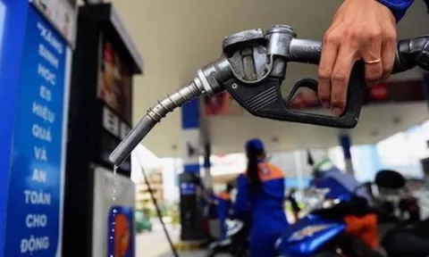 Sau kỳ nghỉ lễ giá xăng có thể tiếp tục tăng vào ngày mai