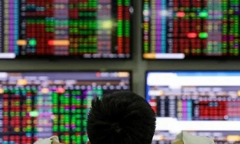 Sắc đỏ chiếm ưu thế, VN-Index giảm nhẹ