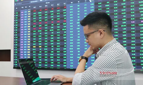 VN-Index nối dài đà tăng: Lỡ sóng cũng chưa nên sốt ruột