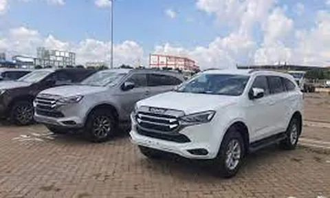 Đã 'ế khách', Isuzu mu-X và D-max lại còn bị triệu hồi hàng trăm xe tại Việt Nam