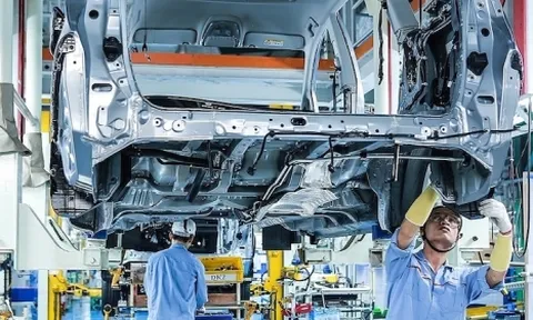 Thị trường ôtô “nguội lạnh”, nhiều doanh nghiệp lao đao