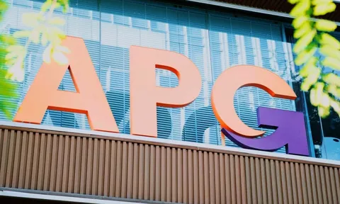 Chứng khoán APG bị hạ triển vọng xếp hạng tín nhiệm xuống mức ‘không thuận lợi’