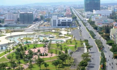 Phú Yên: Hàng loạt sàn bất động sản rút khỏi thị trường