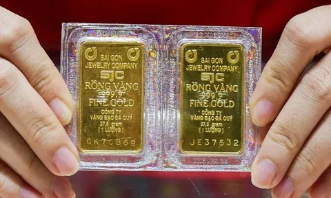 Giá vàng liên tục 'nhảy múa': Dự báo mức 150 triệu/lượng không còn xa