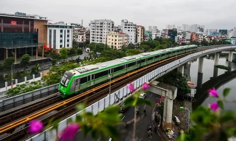 8 nhóm hàng hóa, dịch vụ đường sắt sẽ được Chính phủ đặt hàng tư nhân