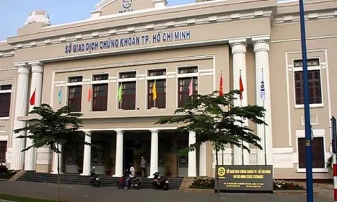 Sở Giao dịch chứng khoán Việt Nam lãi hơn nghìn tỷ