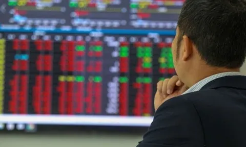 Nhà đầu tư nên thận trọng vì nguy cơ rung lắc