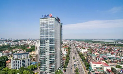 Đường đua tăng lãi suất huy động tiếp tục ‘nóng’: Ông lớn ngân hàng nhập cuộc