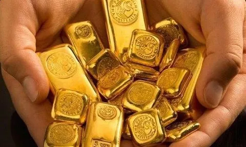 Giá vàng đi xuống ngay phiên đầu tuần mới